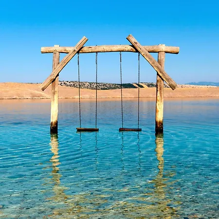 In 51785 * Novi Vinodolski